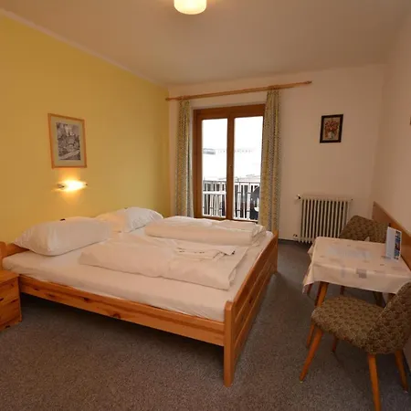 Bed & Breakfast Haus Kleineisen By Châtel Reizen *