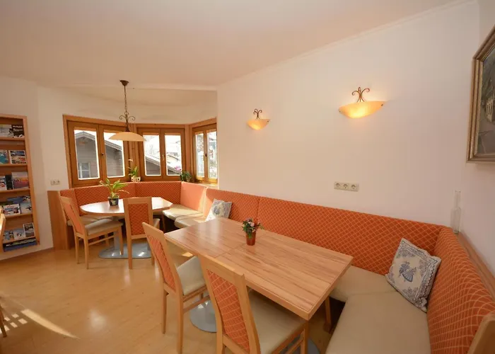 فندق مبيت وإفطار Haus Kleineisen By Chatel Reizen