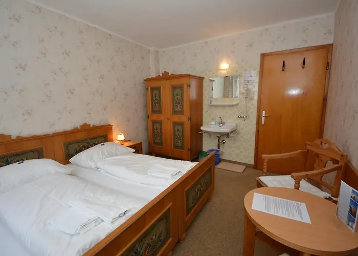 Haus Kleineisen By Chatel Reizen Bed & Breakfast Zell am See