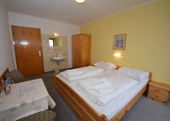 Haus Kleineisen By Châtel Reizen Frühstückspension