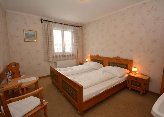 Haus Kleineisen By Chatel Reizen Bed & Breakfast