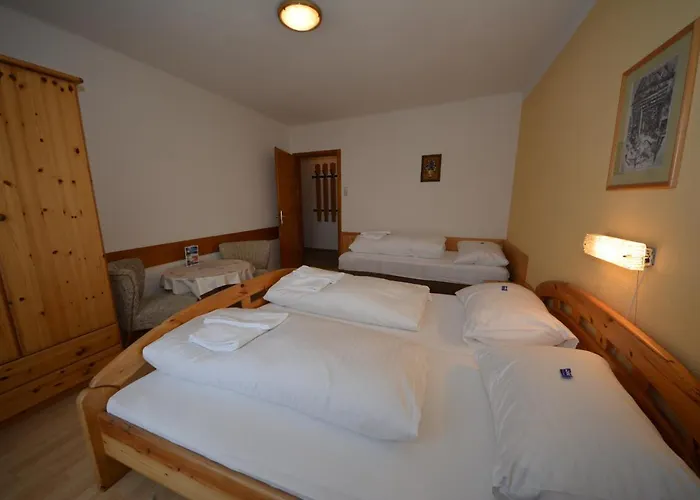 Haus Kleineisen By Chatel Reizen Bed & Breakfast